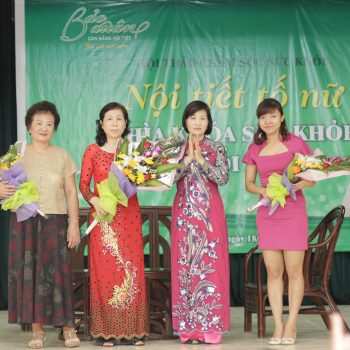 450 phụ nữ TP Thái Bình được tư vấn về sức khỏe tiền mãn kinh