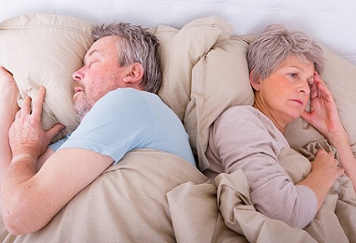 Top 7 mẹo chữa mất ngủ ở người già an toàn – hiệu quả