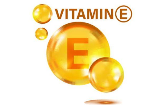 uong-vitamin-e-do-co-bi-noi-mun-khong-4